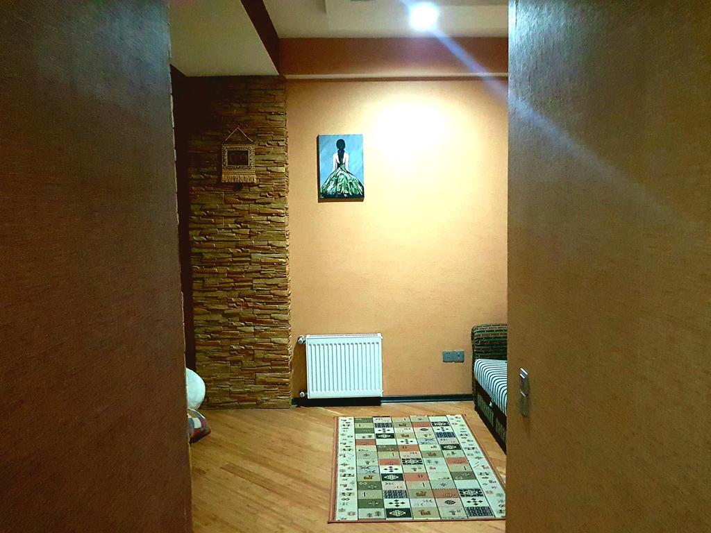 Apartment On Mirqasimov St.29 Baku Exterior photo
